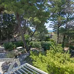 Beachfront With One Bedroom - Remy Lejlighed