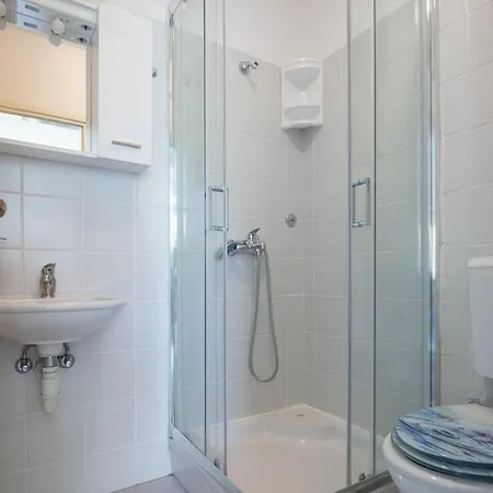 Apartament Beachfront With One Bedroom - Remy