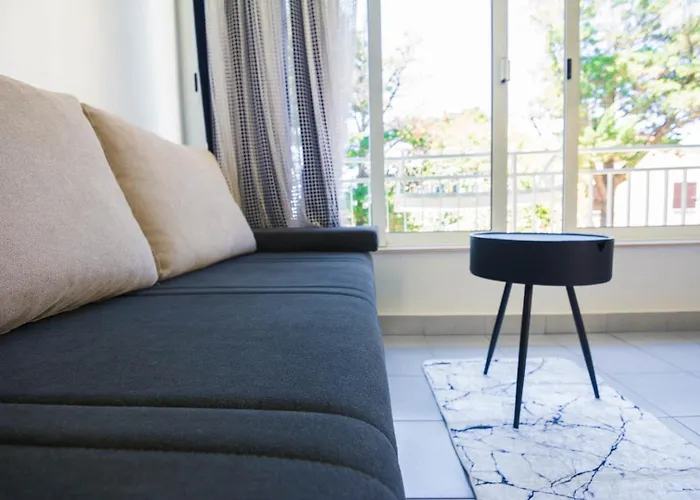 Beachfront With One Bedroom - Remy 아파트