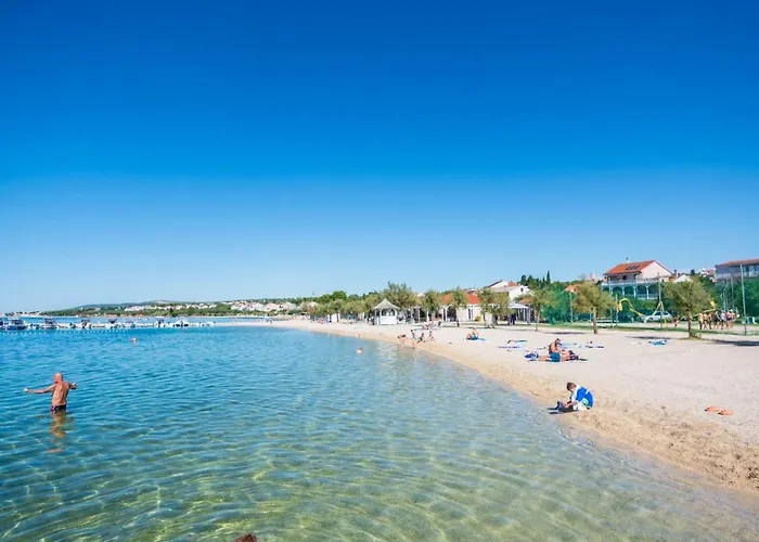 Beachfront With One Bedroom - Remy *