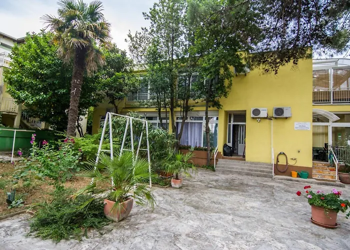 Beachfront With One Bedroom - Remy ビオグラード・ナ・モル